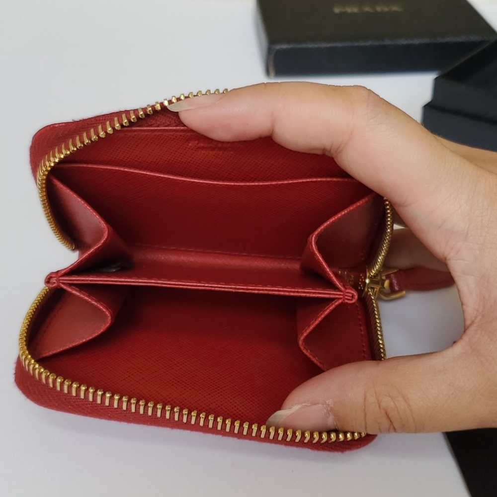 PRADA coin purse - Picture 8 of 16